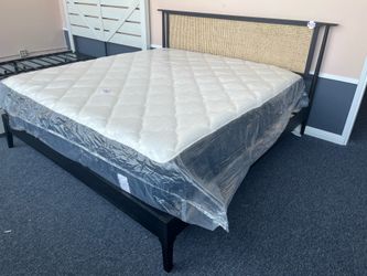 Eking  Bed frame，$150