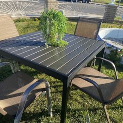 Brand New Patio Table Set 5 Pcs