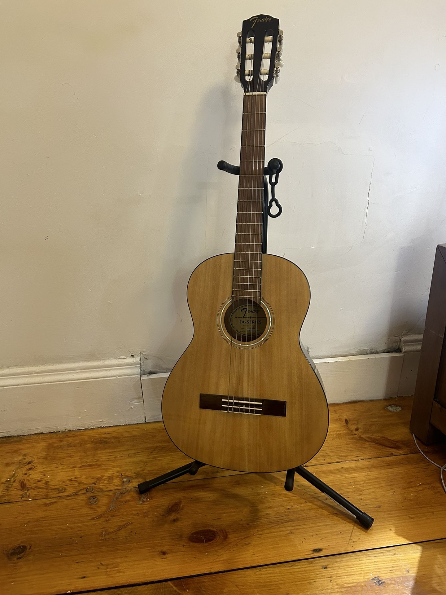 Fender FA-15N 3/4 Scale Nylon String Acoustic Guitar, Natural, with Gig Bag And Stand
