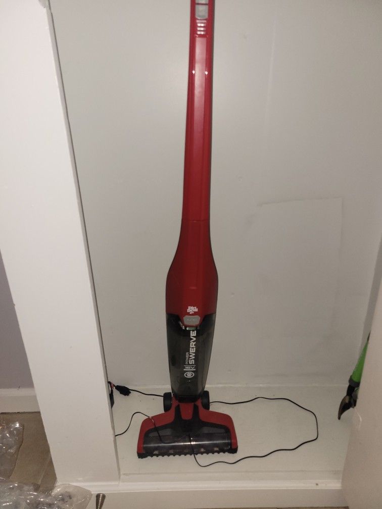Dirt Devil Vacuum