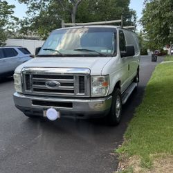 2009 Ford E-250