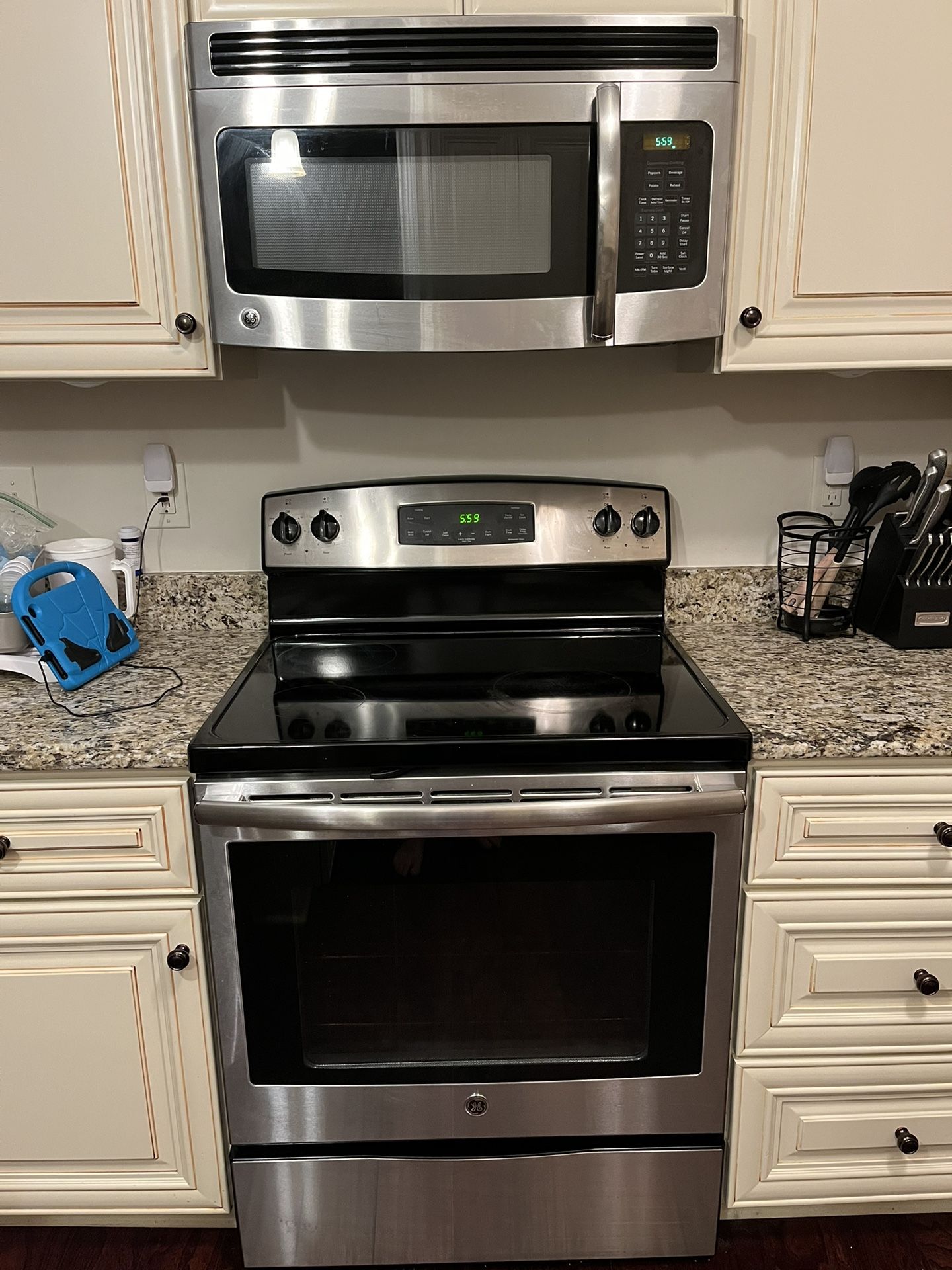 Stainless Steel Appliances 