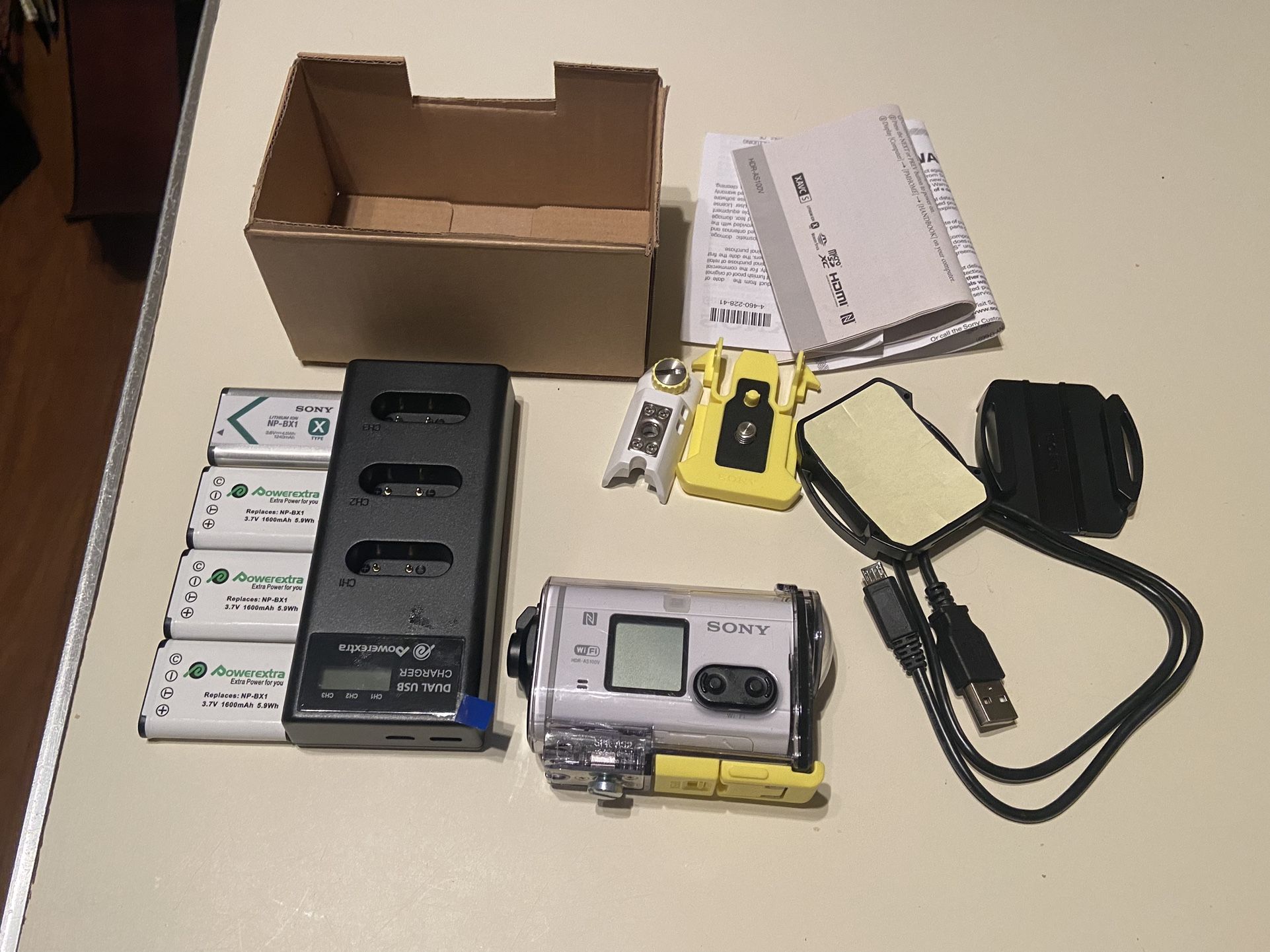 Sony Action Cam HDR-AS100V