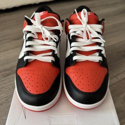 Nike SB Dunks Orange/Black/White Size 10.5 For Sale