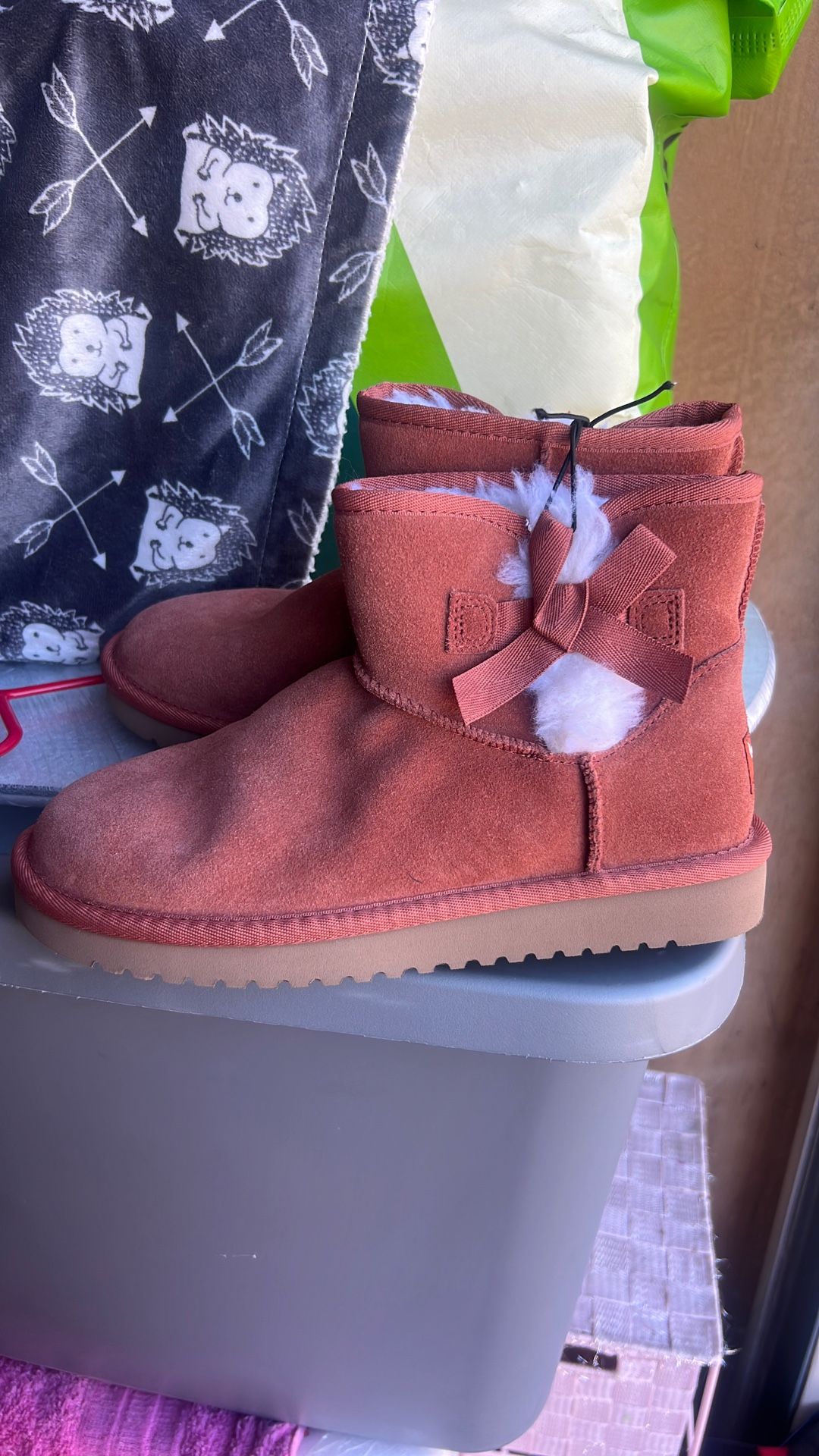 Boots UGG