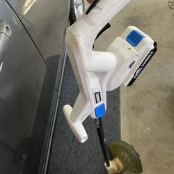 Battery Powered Hart Mower And Trimmer