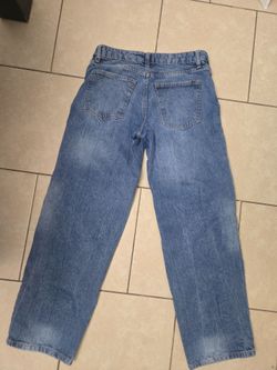 Mid rise relaxed straight jeans size 2