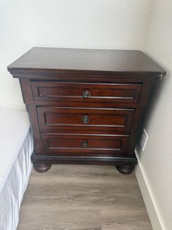 2 Piece Dark Cherry Wood Dresser and Chest Set