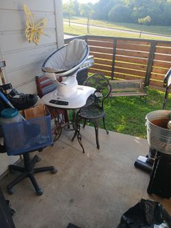 4moms Mamaroo Multi= Motion Chair