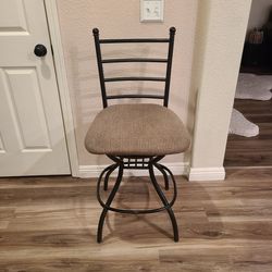 Set Of 3 Counter Height Swivel Stools