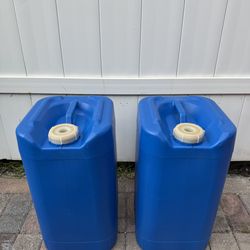 Plastic Drum 7 Gallon/Barril de Plástico de 7 Galones