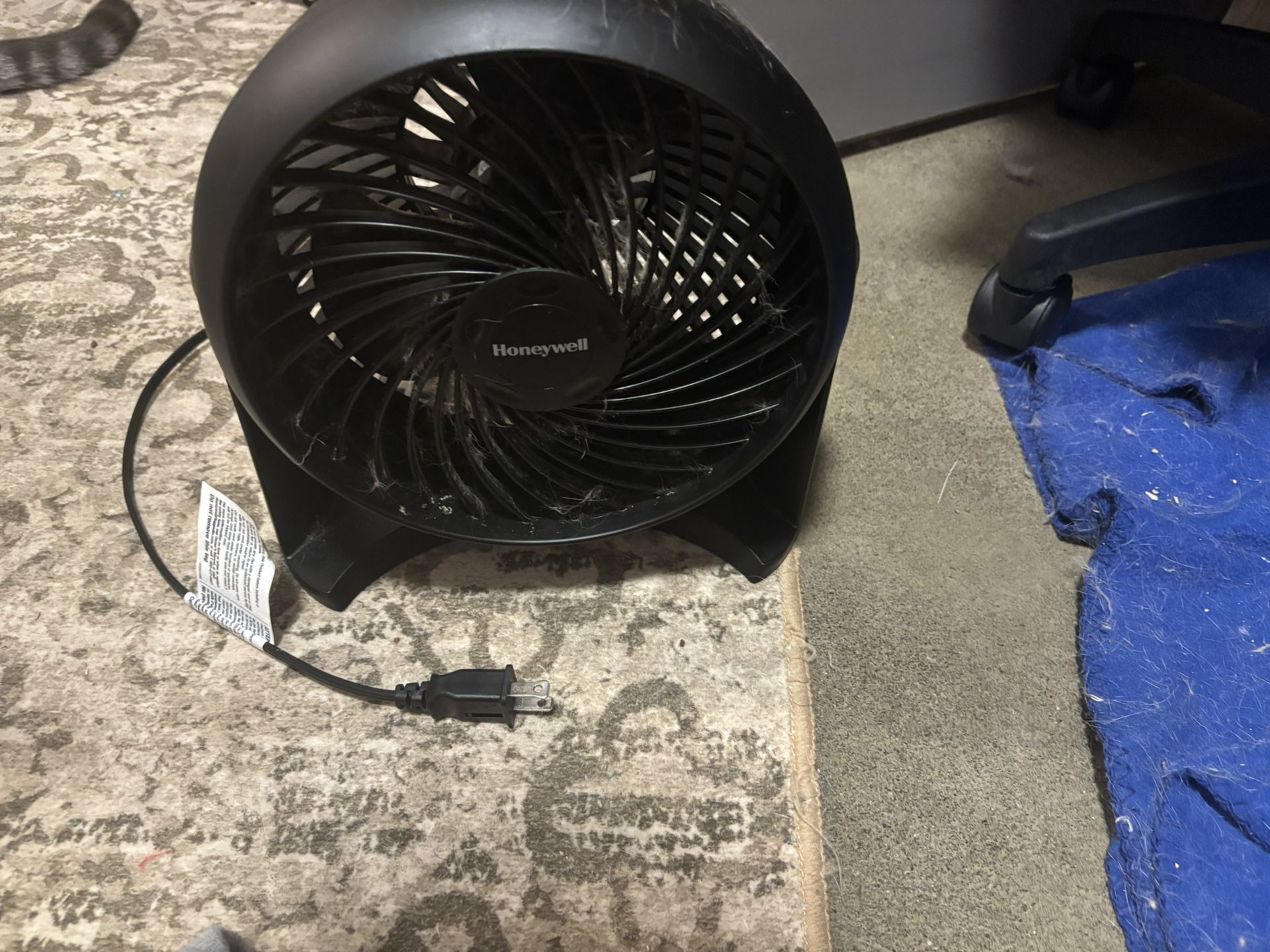 Honeywell Small Fan