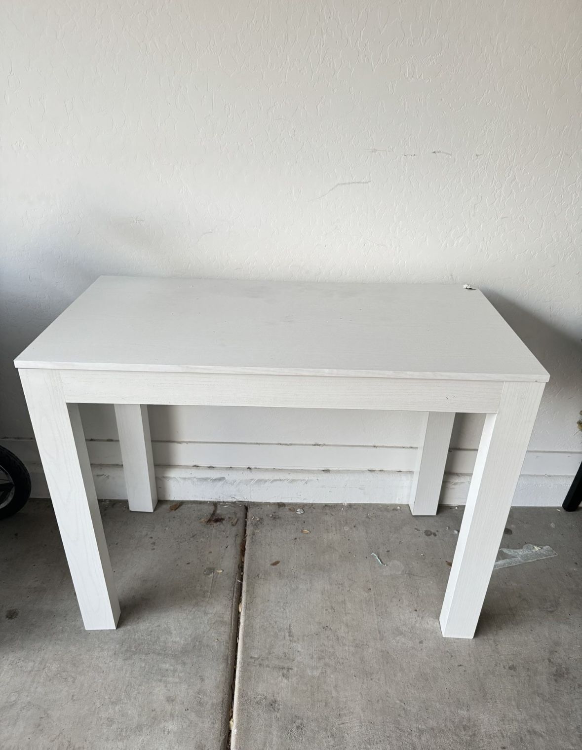 White, Wooden Desk / Table
