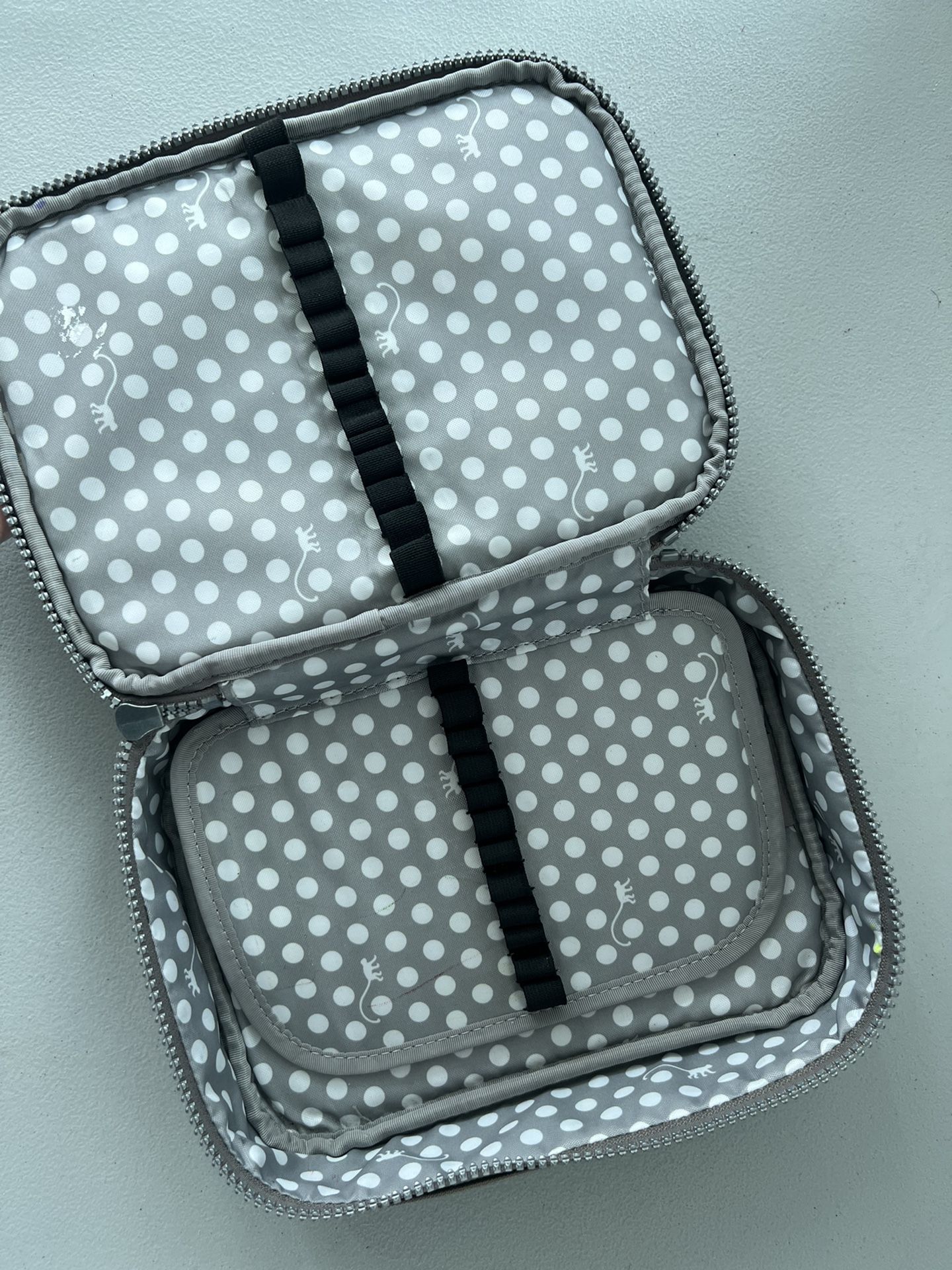 Kipling 100 Pens Metallic Case for Sale in Miami, FL - OfferUp