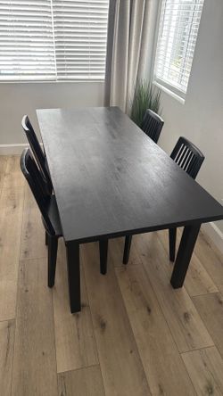 Large Dining room table with 4 chairs