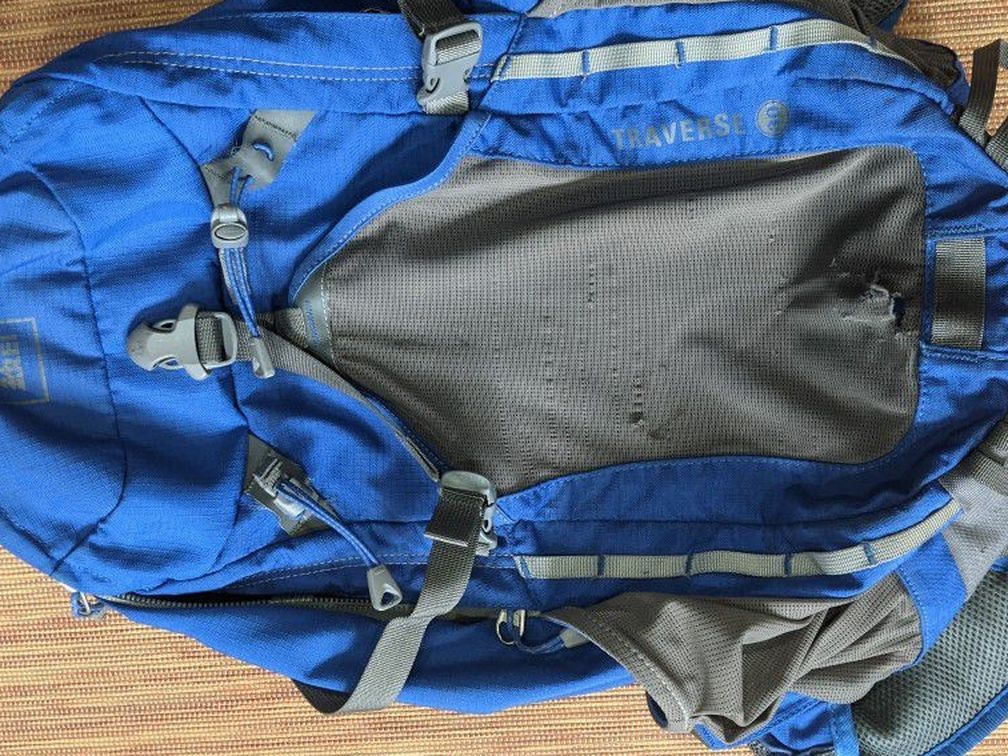 REI Traverse 30 Women's Backpack