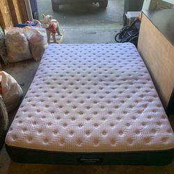 Queen Beautyrest Pressure Smart Firm Mattress