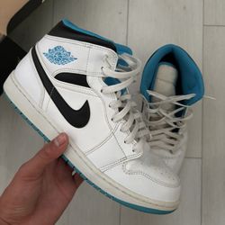 Size 11.5 Mens Laser Blue Jordan 1 Mid