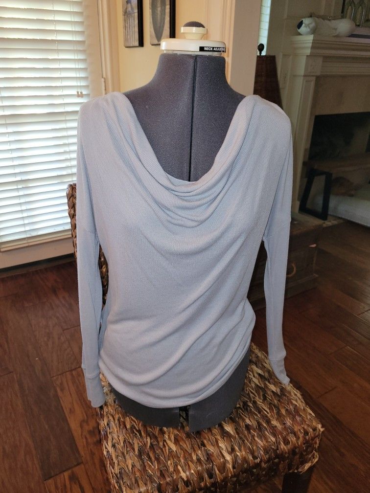 Women's Tops Sz SMALL $5/EA