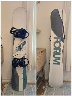 Forum SuperStar 152cm Snowboard w/ Burton Stiletto Bindings