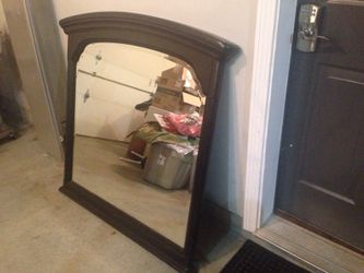 Raymour Flanagan Espresso Mirrow 41" X 44"