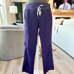 FIGS Kade cargo Scrub Pants 