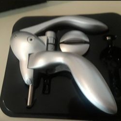 NEW IN BOX!  HOUDINI LEVER CORKSCREW  (stainless steel)