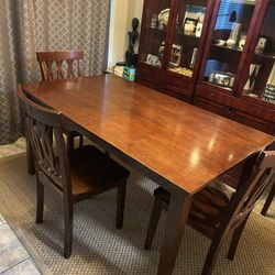 Dining Table & 4 Chairs