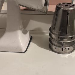 Veggies And Cheese Grader