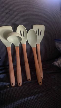 kitchen utensils