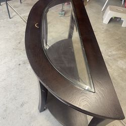 Hallway/couch Table