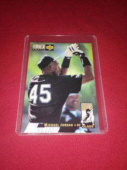 Like Mint 1993 Michael Jordan Basketball Card - Upper Deck Collector's Choice #661