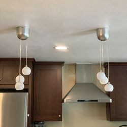 2 Kitchen Pendant Lights