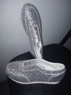 Bling bling newish excellent condition