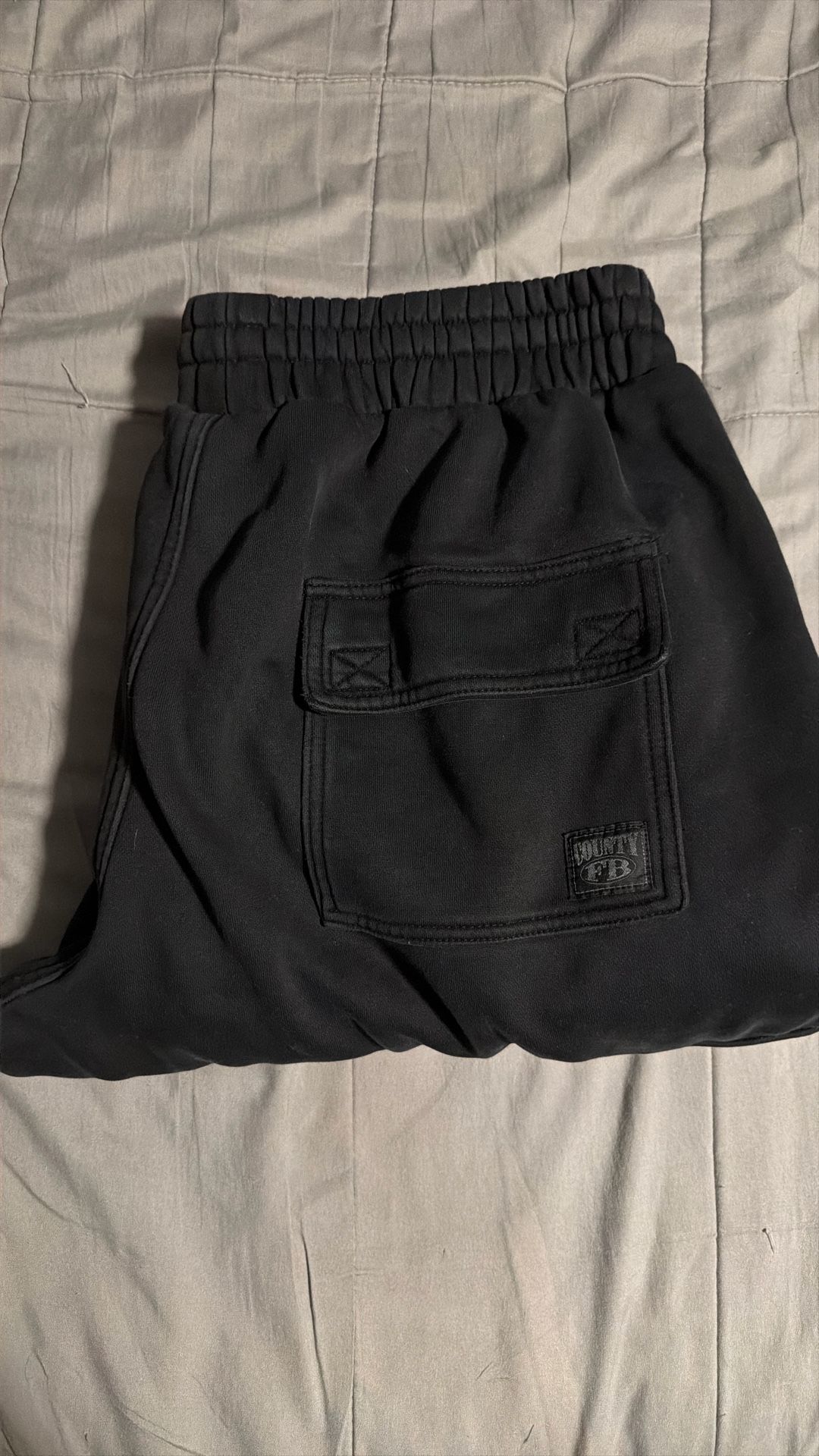 BLACK FB COUNTY HEAVYWEIGHT FLEECE CARGO SWEATS SIZE XL
