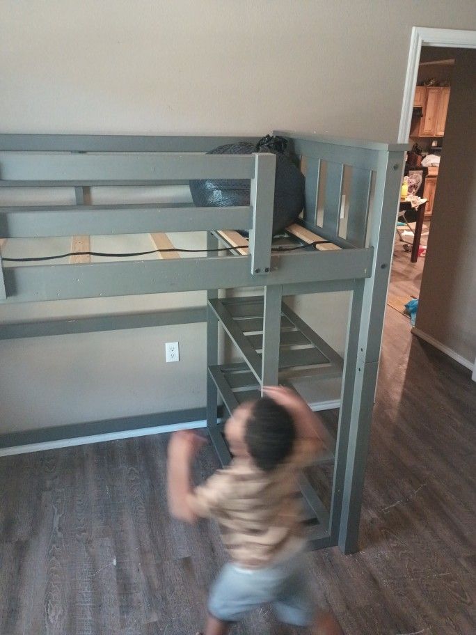 Child Loft Bedframe