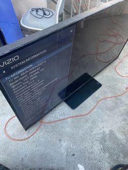 VIZIO 65 INCH TV