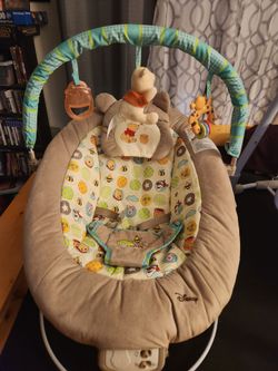 Disney (pooh) Baby bouncer