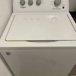 Washer and Dryer Set Whirlpool 