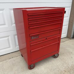 Snap on Tool box red clean pro epic master series heavy duty cart roller can cabinet