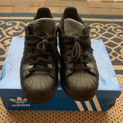 Adidas shell toe superstar