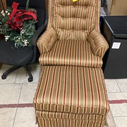 Chair With Ottoman 