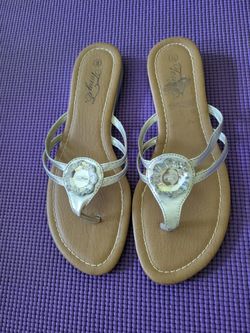 WOMEN'S JEWELED SANDALS , SIZE 8 - LIKE NEW