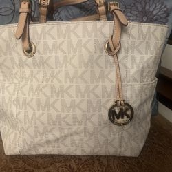 Michael Kors Tote