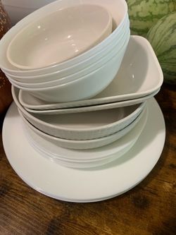 White Ceramic Dinnerware Set