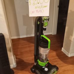 Bissell PowerForce Turbo Rewind, Nice/very clean, I have no pets. see pictures and details 