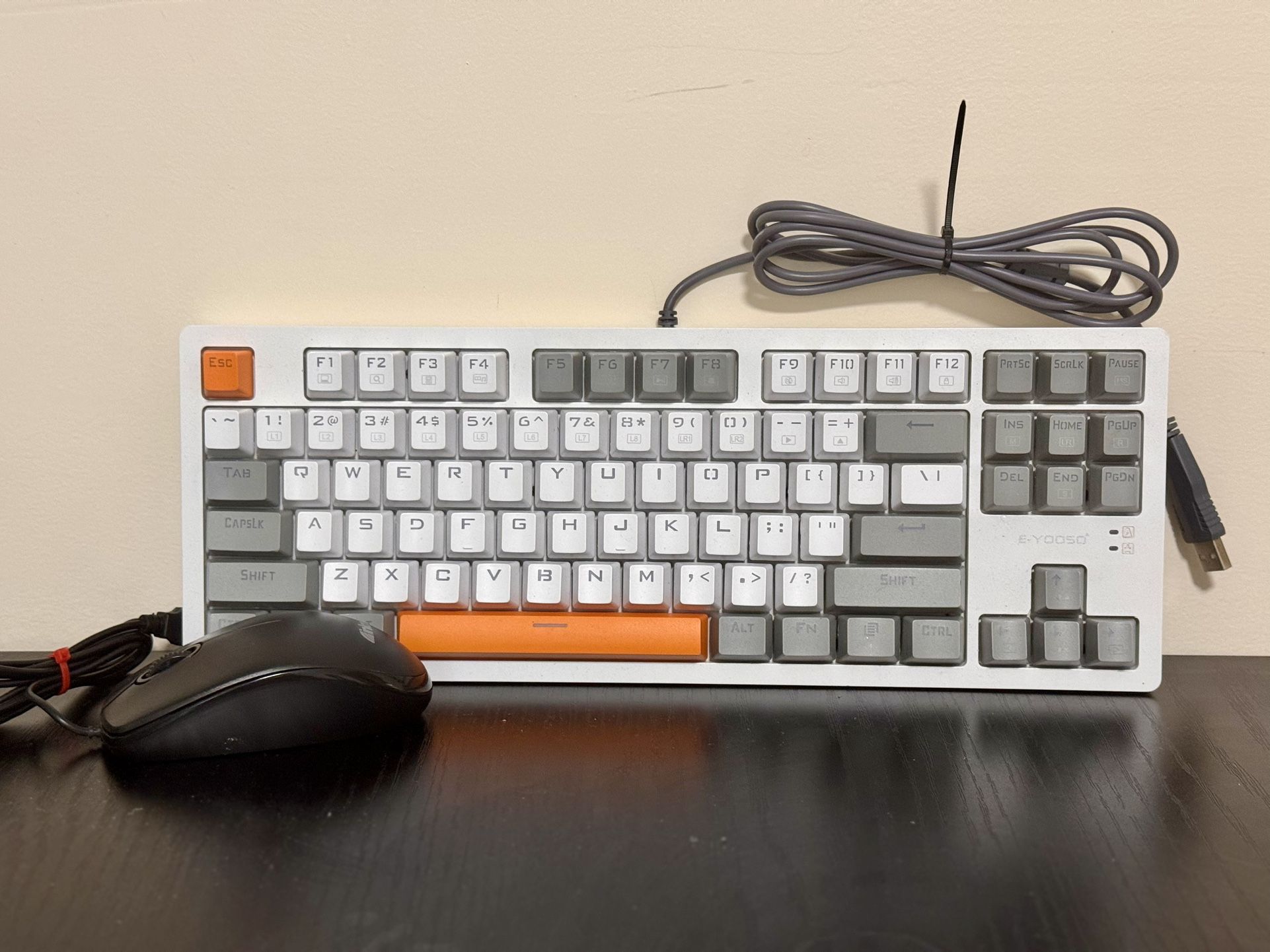 Mechanical Gaming Keyboard and mouse combo-15$