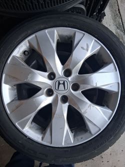 Honda Alloy Wheel with Cooper Tire