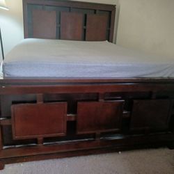 Bedroom Furniture For Sale. Size Q