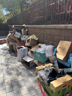 Free moving boxes